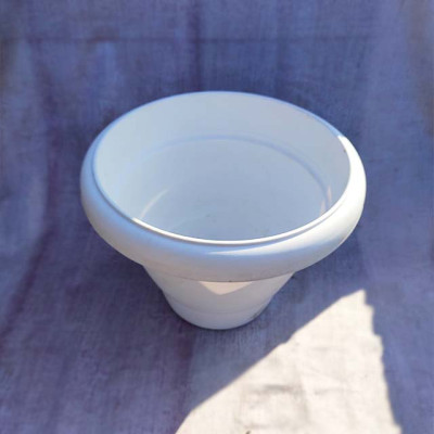 Oval Design White Plastic Planter